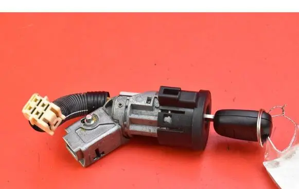 Toyota Aygo AB10 Ignition lock N0502200