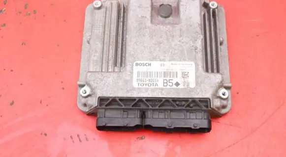 Toyota Yaris Engine control unit/module ECU 89661-0DG50