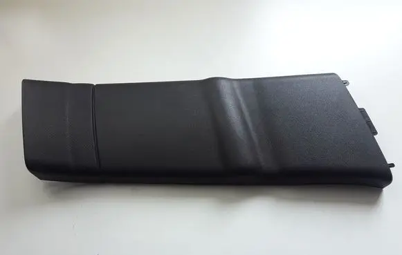 (B) pillar trim (bottom)