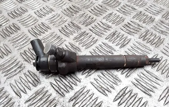 BMW 1 E82 E88 Fuel injector 0445110289 7798446