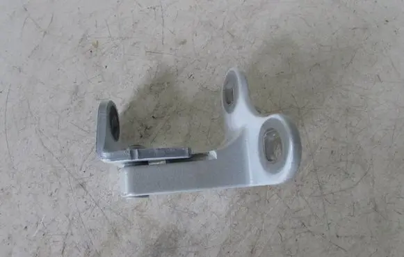 Tesla Model Y Front door upper hinge 12607500B