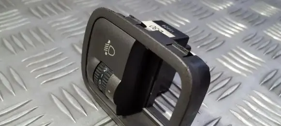 Hyundai Accent Headlight level height control switch 9337025000 93370-25000