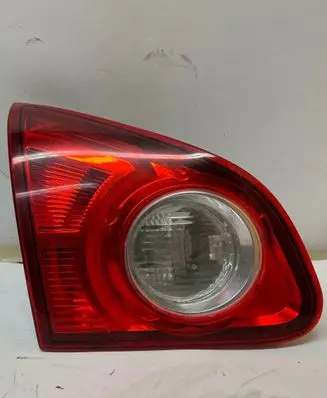 Nissan Qashqai Tailgate rear/tail lights 89071063 P32LB00T