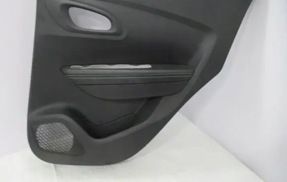 Renault Kadjar Rear door card panel trim 