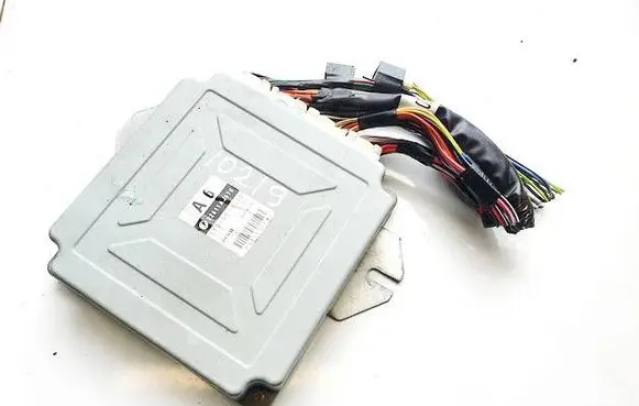 Subaru Outback Engine control unit/module 22611aj670 112200-8332