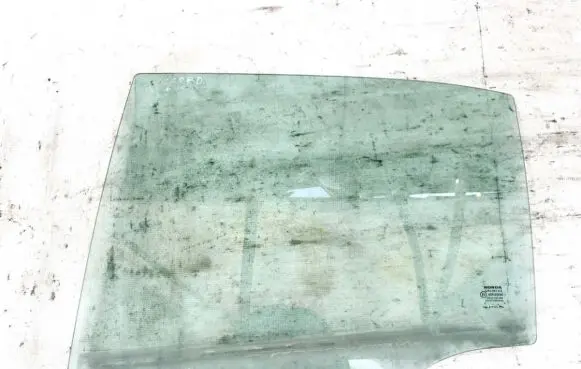 Honda Accord Rear door window glass