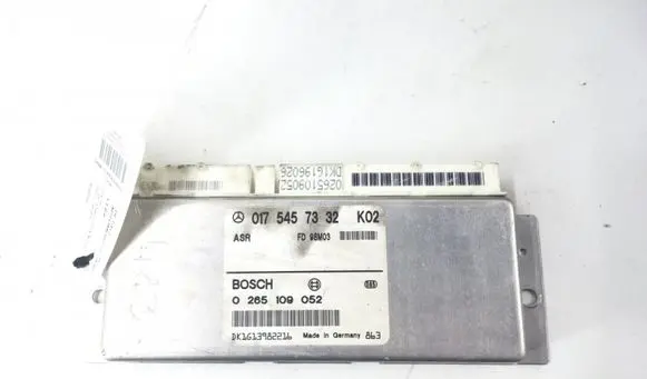 Mercedes-Benz E W210 ABS relay A0175457332 0175457332
