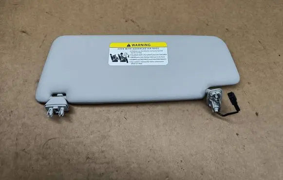 Volkswagen PASSAT B7 USA Sun visor 561857552