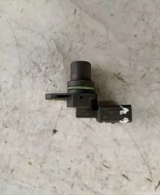 Volkswagen Fox Camshaft position sensor 03D907601A