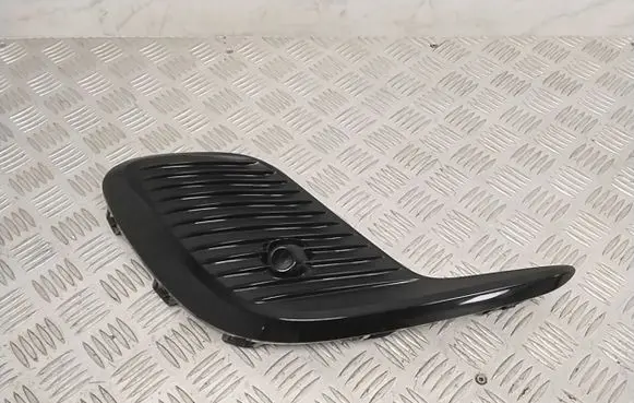 Mercedes-Benz EQS X296 Front bumper lower grill A2968850900