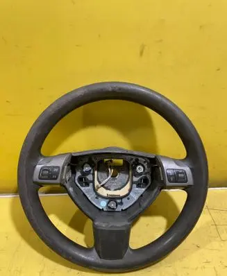 Opel Zafira B Steering wheel 13111340AC