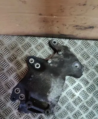 KIA Sportage Engine mounting bracket 112313654R