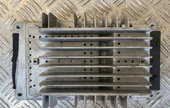 Audi A6 S6 C5 4B Sound amplifier 294017