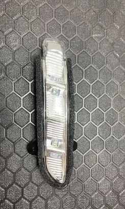Mercedes-Benz S W221 Mirror indicator light 