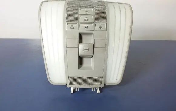 Mercedes-Benz E W211 Boot/trunk interior light A2129001509