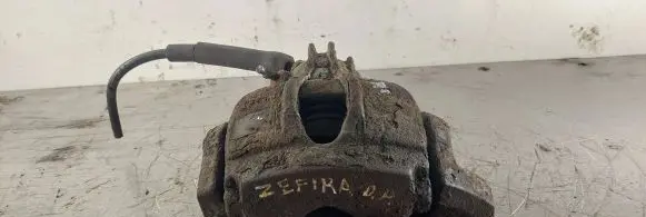 Opel Zafira A Front brake caliper