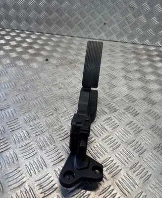 Mercedes-Benz GLE (W166 - C292) Accelerator throttle pedal A2923000000