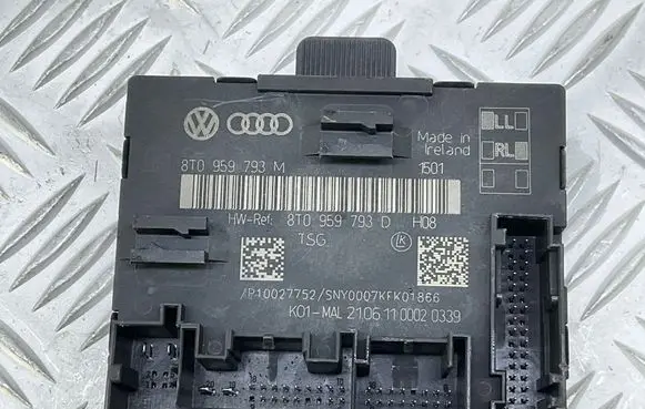 Audi A5 8T 8F Door control unit/module 8T0959793M