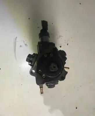 Land Rover Evoque I Fuel injection high pressure pump 9683268980 0445010139 5516358