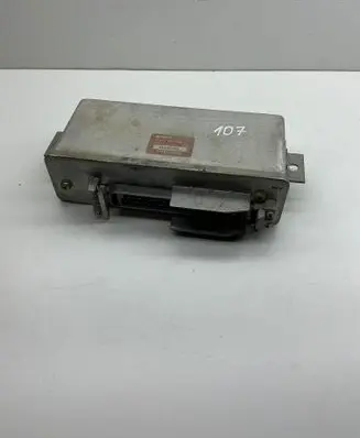 Audi 80 90 S2 B4 ABS control unit/module 0265100056 46409388 4A0907379A