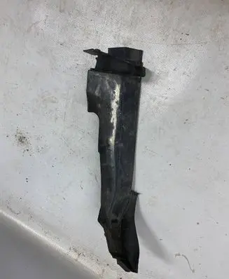 Audi Q7 4M Fender end trim 4M0821170C