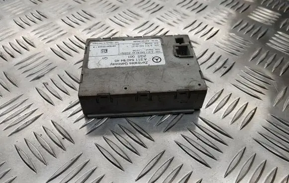 Mercedes-Benz E W211 Gateway control module A2115408445