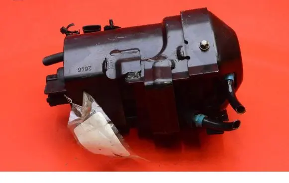 Opel Astra H Fuel filter housing