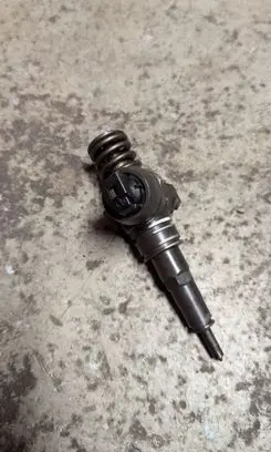 Audi A3 S3 8P Fuel injector 038130073AG
