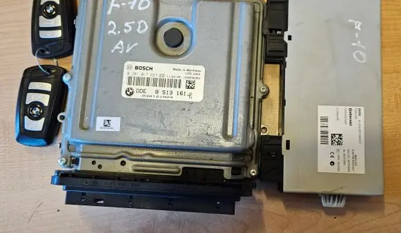 BMW 5 F10 F11 Other control units/modules 9257038 8513161 0281017627