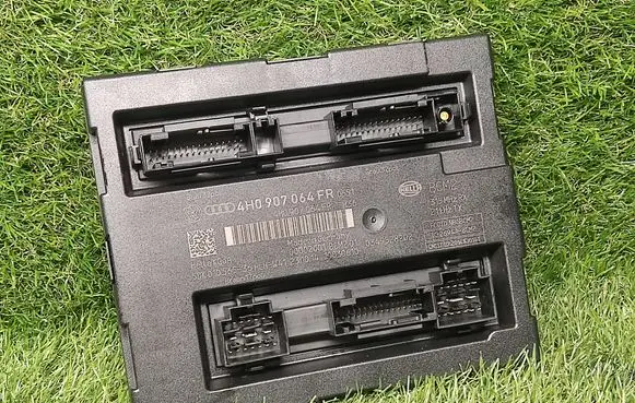 Audi A6 S6 C7 4G Comfort/convenience module 4H0907064FR 4H0907064ER