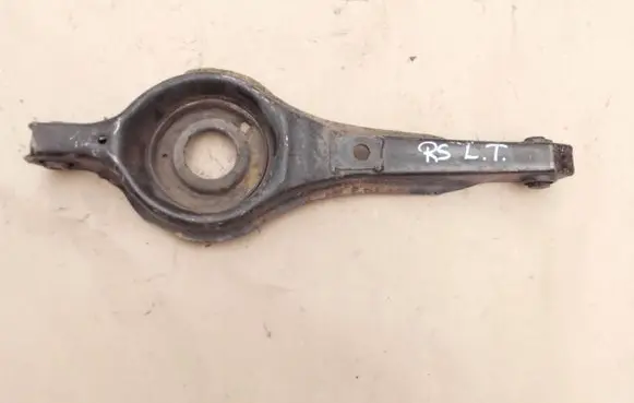 Ford Focus Rear control arm 1243214