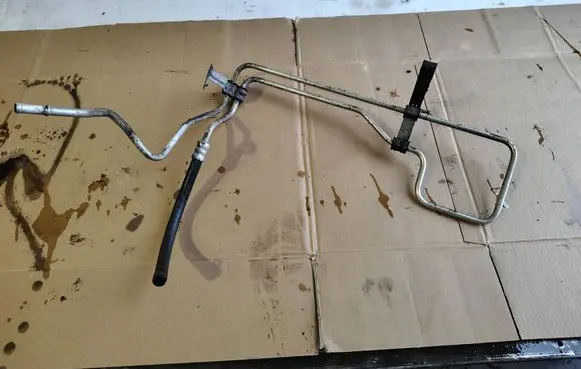 Ford Focus Power steering radiator 