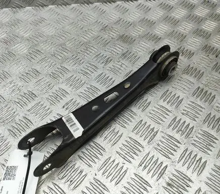MG MG4 ev Rear upper control arm/wishbone 10894260