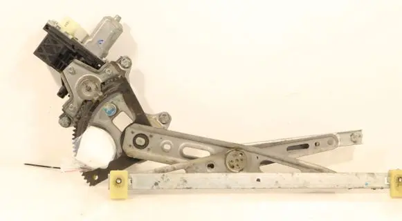 Hyundai i20 (PB PBT) Front window lifting mechanism without motor 988101J110