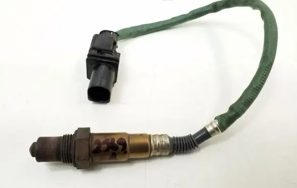 Mercedes-Benz C W204 Lambda probe sensor A0085423018