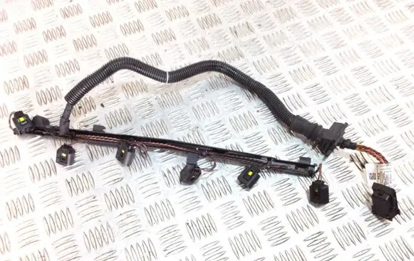 BMW 4 F36 Gran coupe Fuel injector wires 8572425 8572426