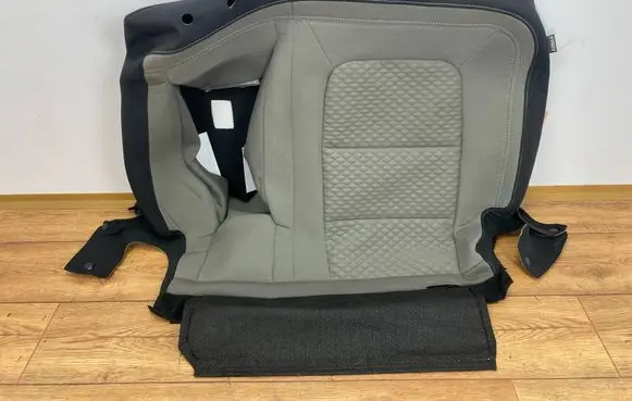 Ford Escape IV Front driver seat POSZYESCPINYA