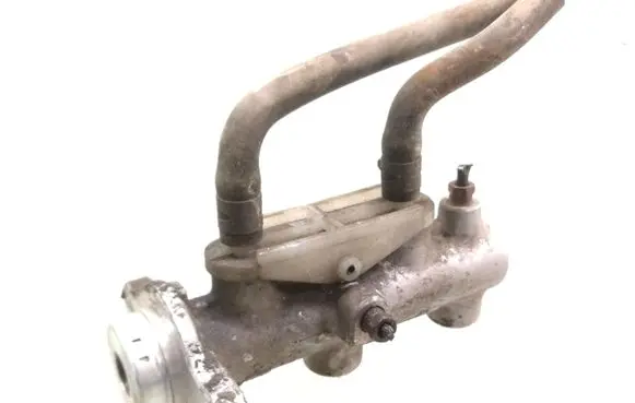 Mitsubishi Space Wagon Master brake cylinder