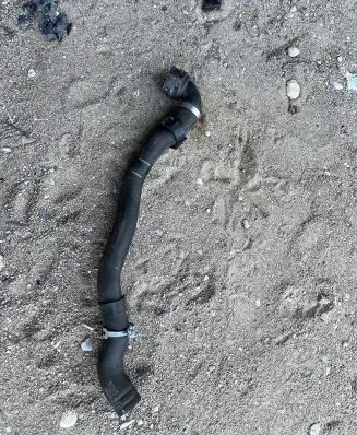 Volvo XC40 Air intake hose/pipe 32222081