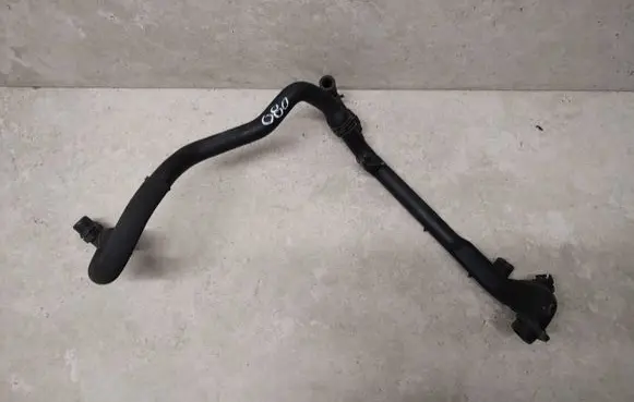 Mercedes-Benz C W204 Engine coolant pipe/hose A2717001152
