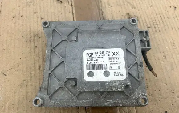 Opel Vectra C Engine control unit/module 55355631 8052323170 5WK9407