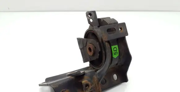 Toyota Corolla Verso AR10 Engine mount bracket