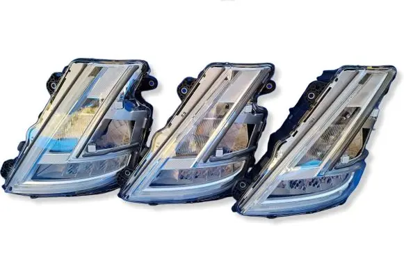 Volvo V40 Headlight/headlamp 24056511 11033170002 000139800545410