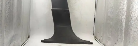 (B) pillar trim (bottom)