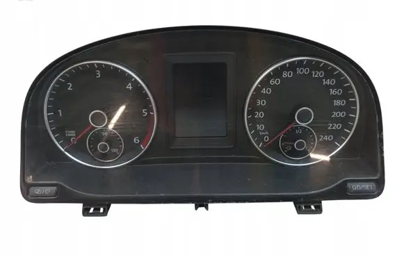 Volkswagen Caddy Speedometer (instrument cluster) 2K0920875L