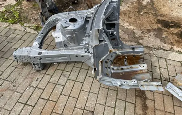 Toyota RAV 4 (XA50) Front quarter panel