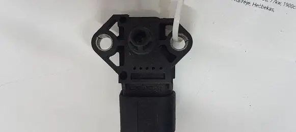 Volkswagen Golf V Turbo solenoid valve 038906051 0281002399