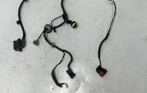 Opel Zafira B Front door wiring loom 13266934