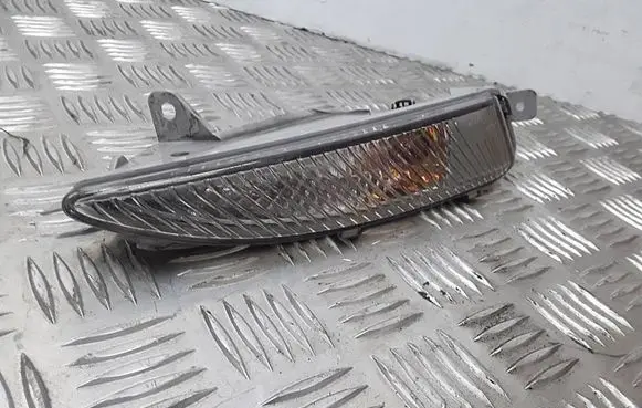 Front indicator light