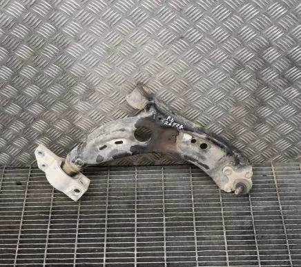 Skoda Octavia Mk2 (1Z) Front lower control arm/wishbone
